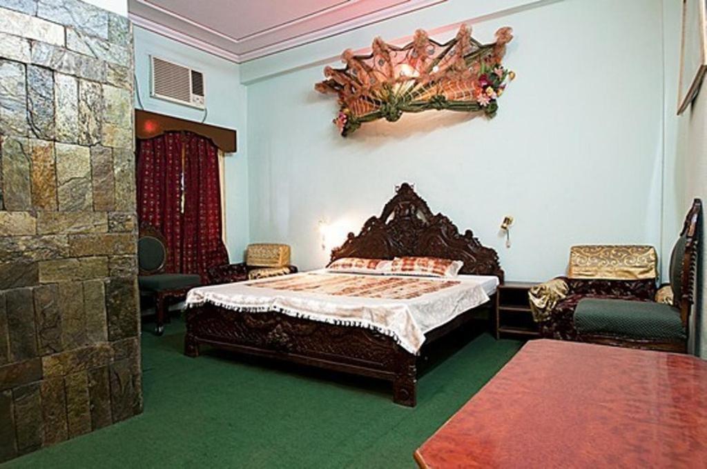 Royal Aashiyana Palace 2*