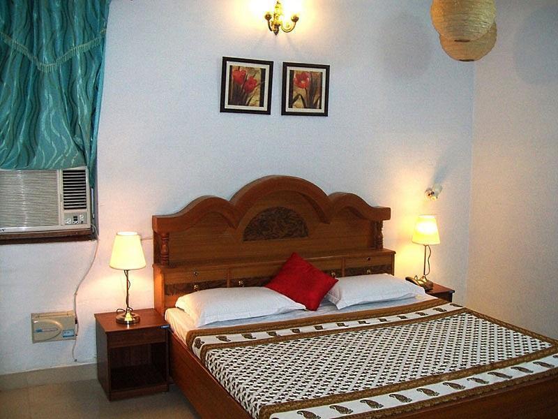 Bed & Breakfast Rampura Kothi *