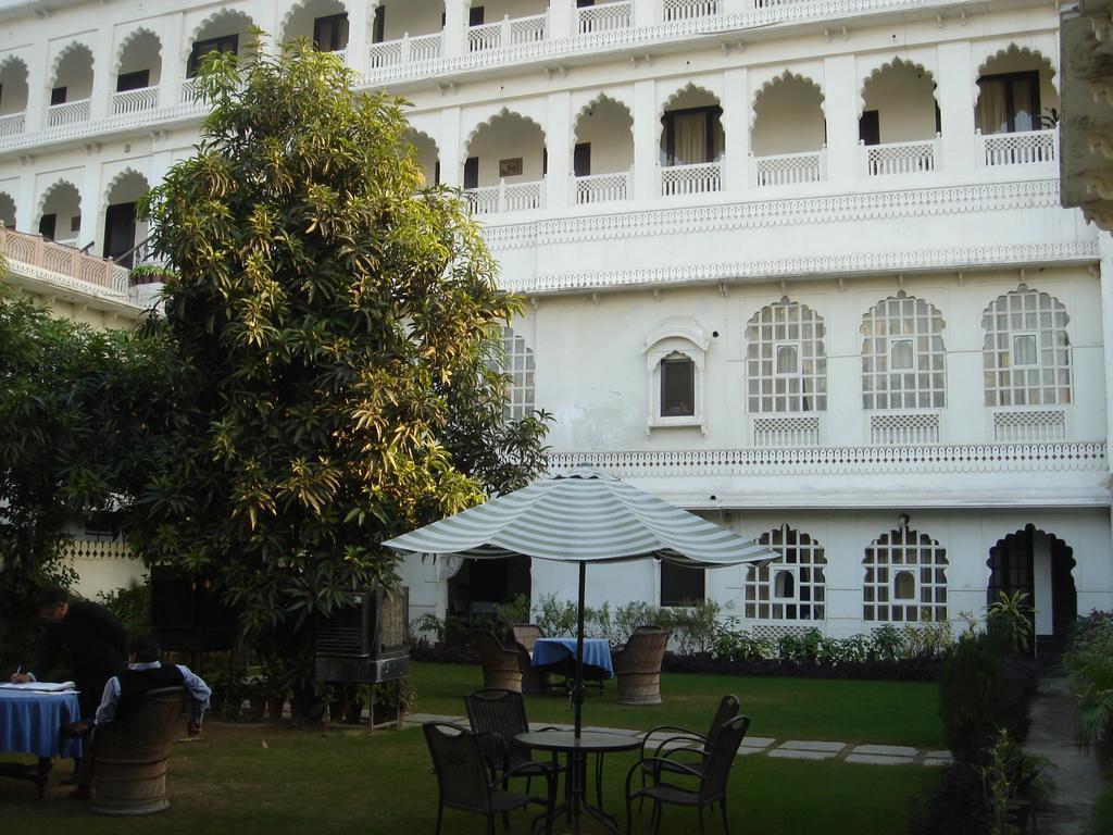 Hotel Heritage Khandwa Haveli 3*