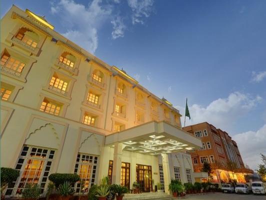 Hotel Park Regis 4*