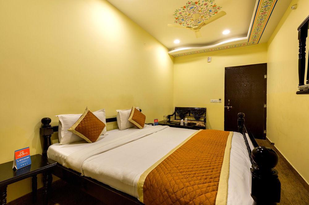 Hotel Zo Rooms Sc Road Sindhi Camp Jaipur
