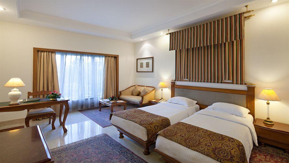 Mansingh Towers Hotel