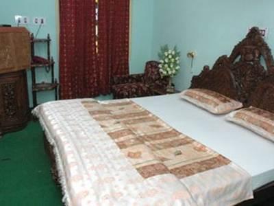 Royal Aashiyana Palace 2*