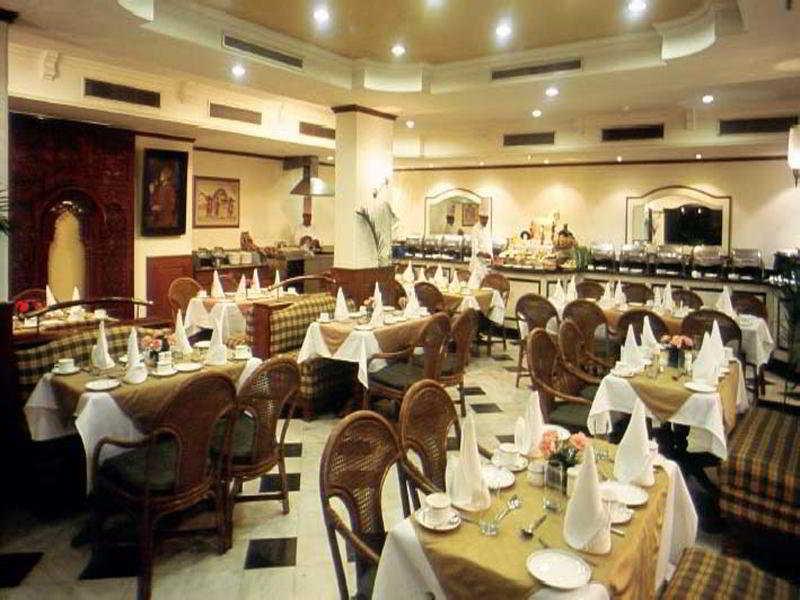 Hotel Mansingh Towers Jaipur