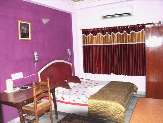 Super Oyo Flagship 72253 Jai Maa Palace Hotel