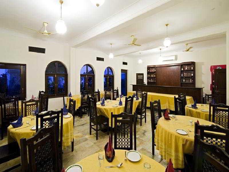 Hotel Khandwa Haveli 3*