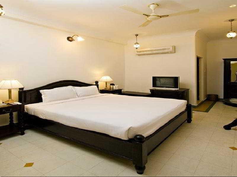 Khandwa Haveli 3*