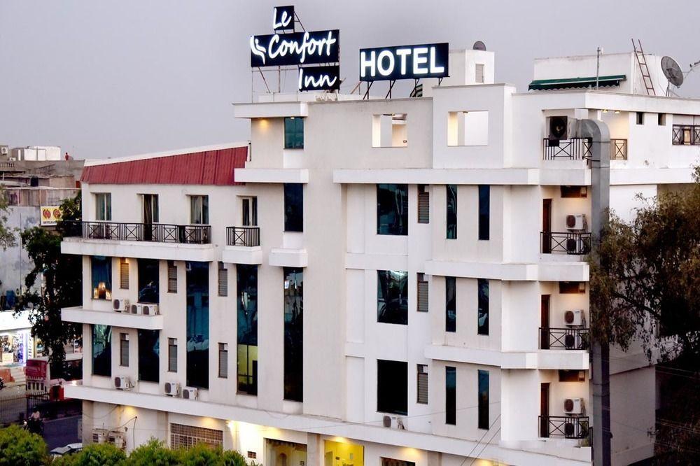 Karawan Hotel