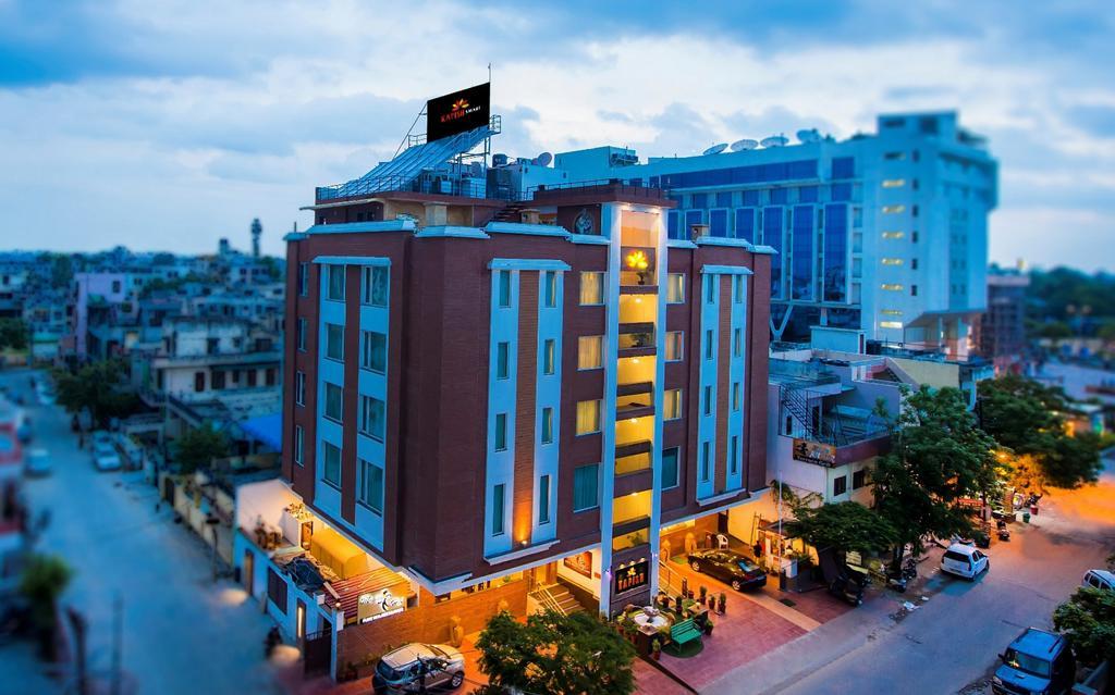 Kapish Smart-all Pure Veg Hotel 3*