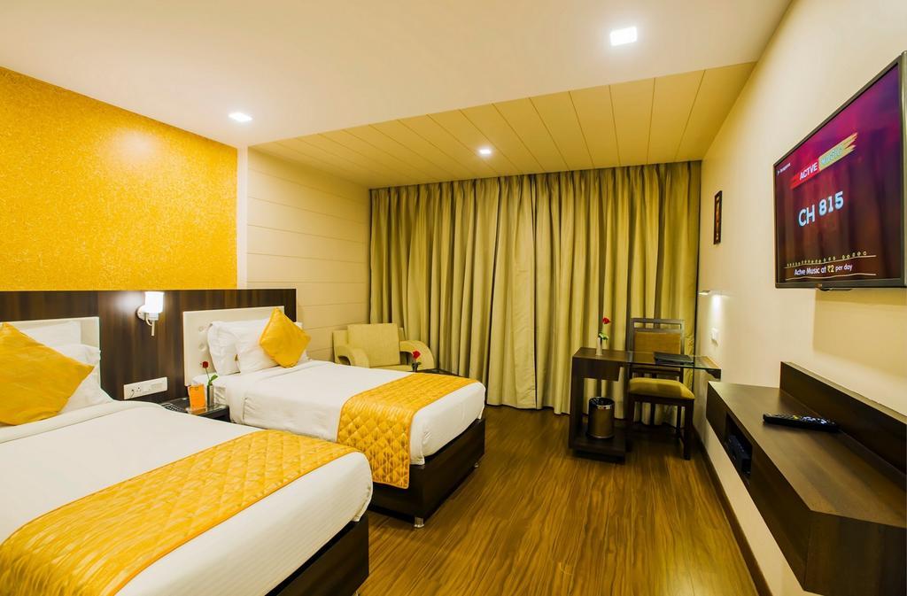 Hotel Kapish Smart-all Pure Veg