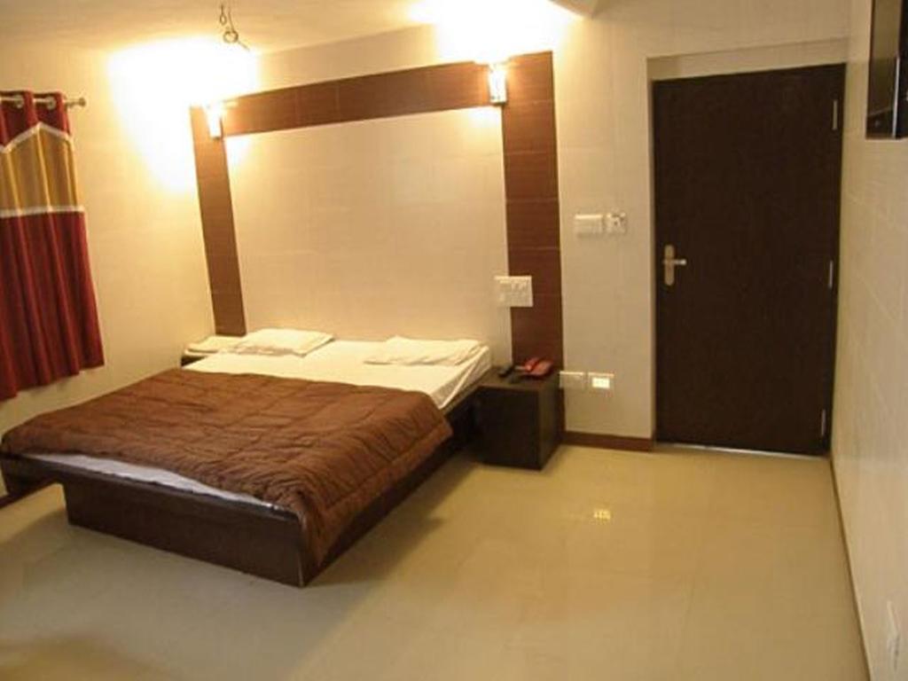 Hotel Collection O Krishana