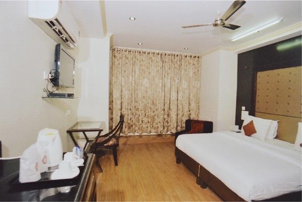 Milestone 251 Hotel 3*
