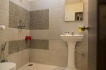 Hotel Oyo Bani Park Bhrigu Marg 3*