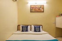 Oyo Vanasthali Marg 3*