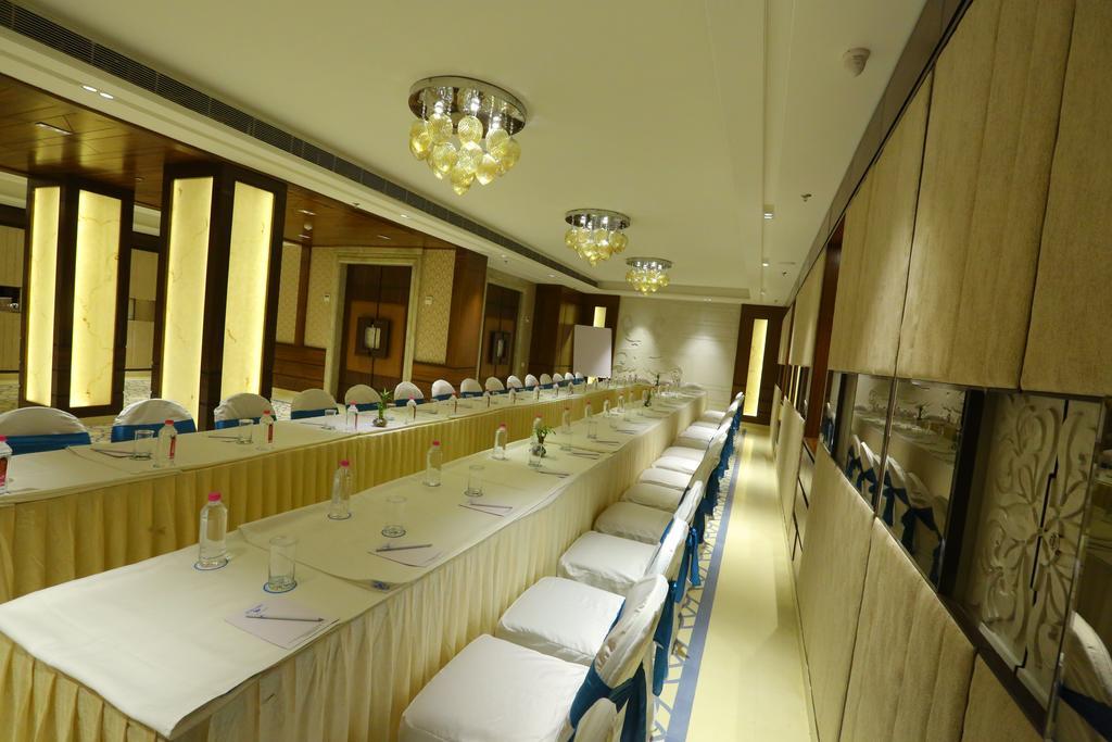 The Street Beacon, Hotel Jaipur