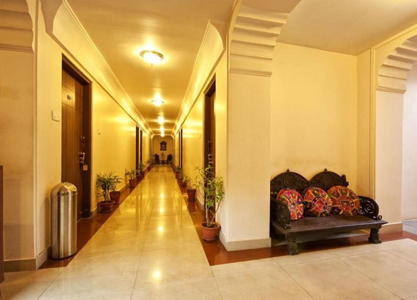 Hotel Mayaa Mansion 3*