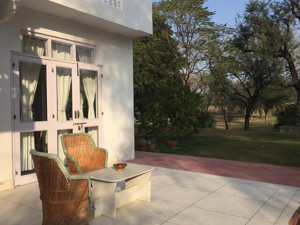 Hotel Savista Retreat Jaipur