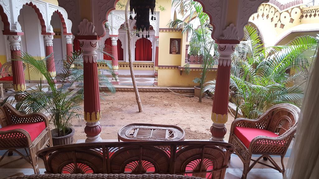 Sureli Haveli Homestay *