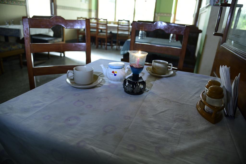 Bani Park Palace 2*