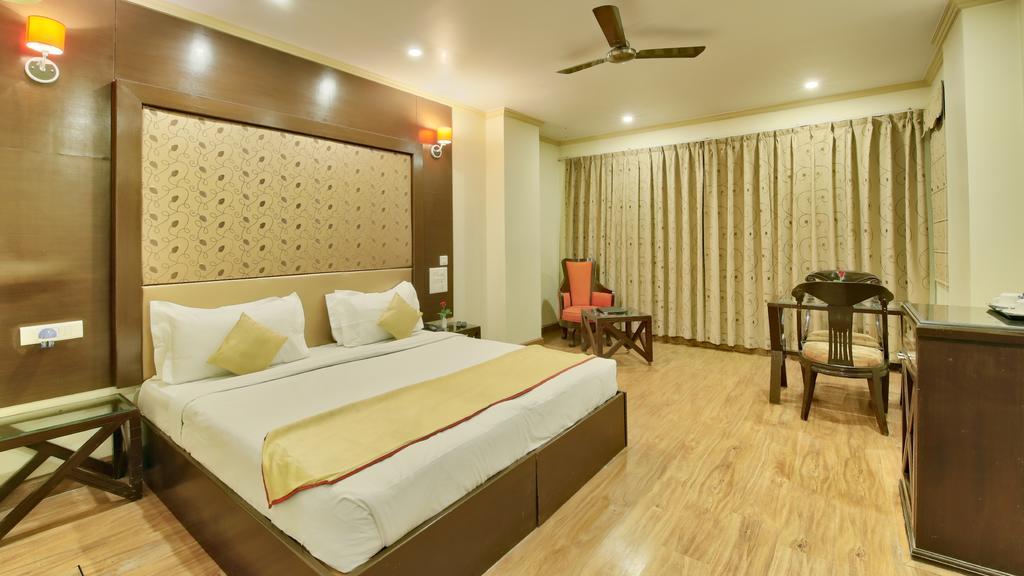 Milestone 251 Hotel 3*
