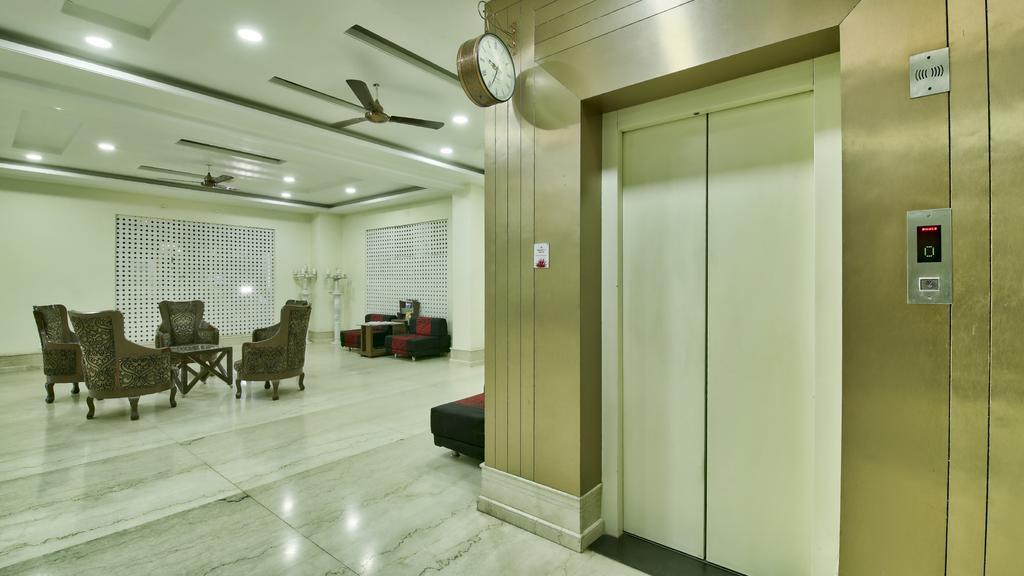 Milestone 251 Hotel Jaipur