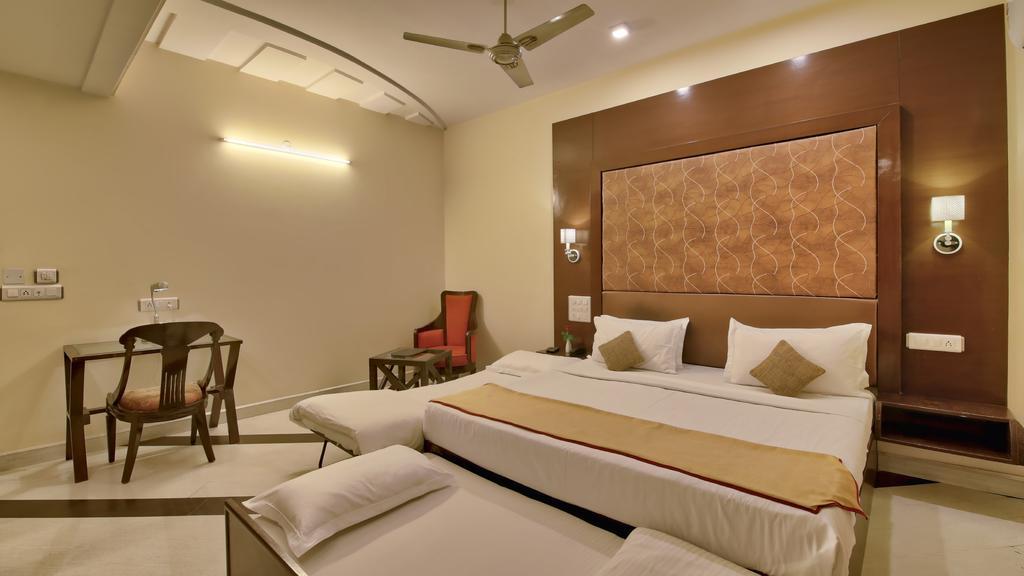 Hotel Milestone 251 Jaipur