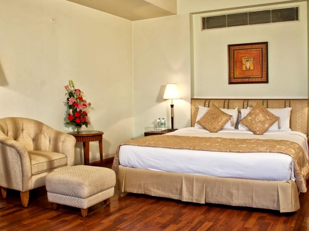 Clarion Bella Casa At Airport Hotel 4*