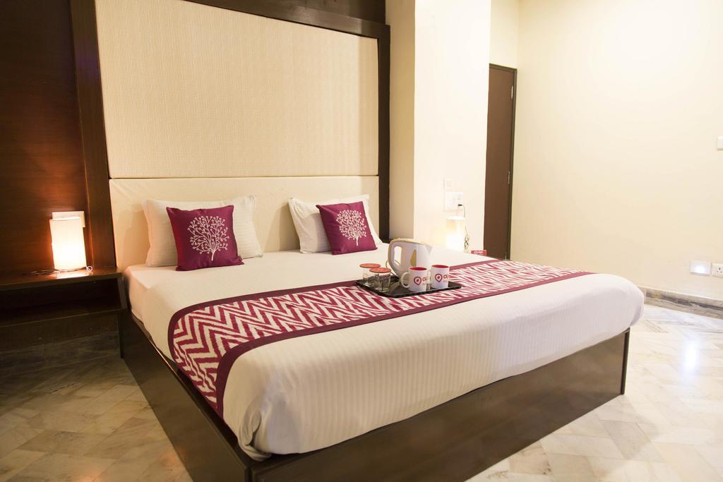 Oyo 1322 Galaxy Jaipur