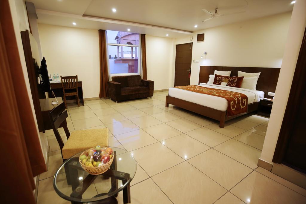 Hotel Summit Heritage & Jaipur