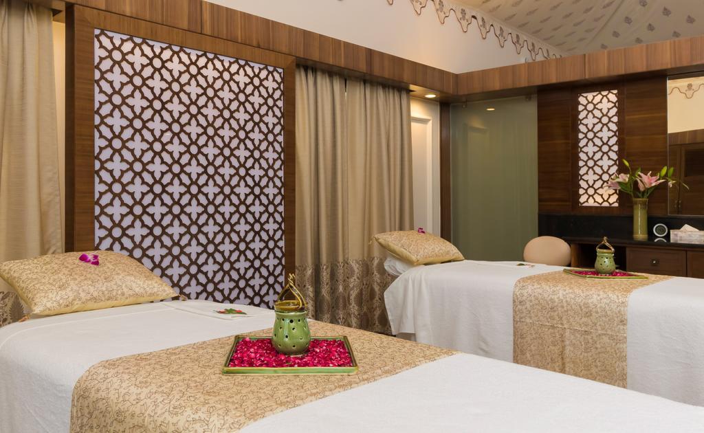 Jai Mahal Palace 5*