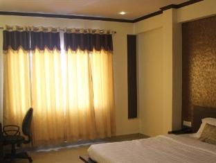 Hotel Savi Regency Jaipur