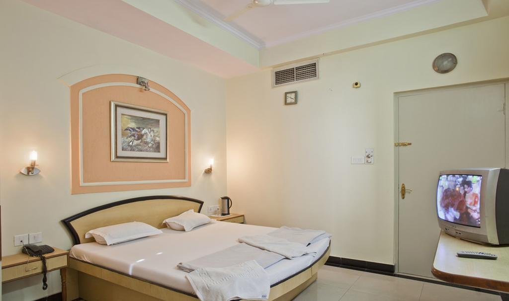 Mohan Hotel