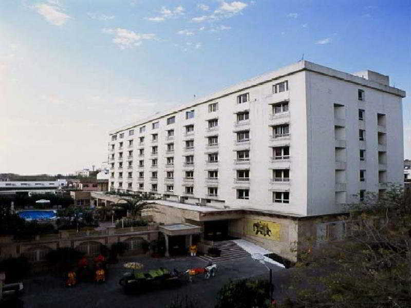 Mansingh Towers 3*