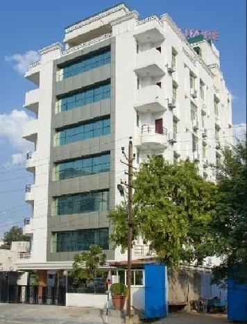 The Solitaire Hotel
