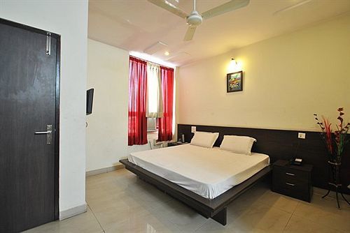 Classic 7 & Restaurant Hotel
