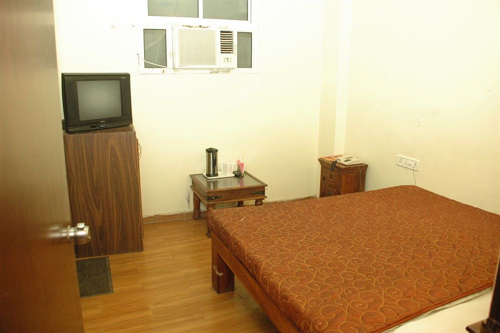 Oyo 2105 Royal Sheraton