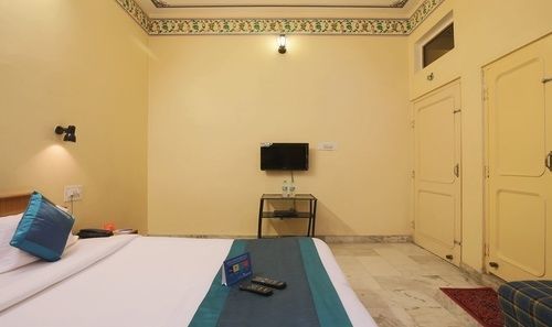 Bani Park Palace Hotel 2*