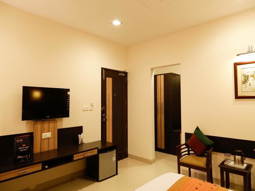 Hotel Oyo Premium Airport Extension Jaipur