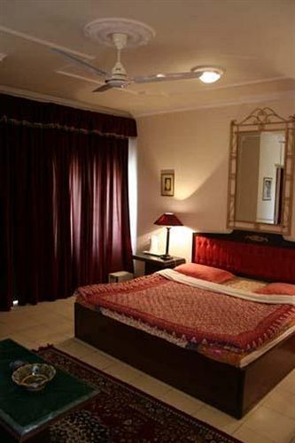 Hotel Sugan Niwas Palace
