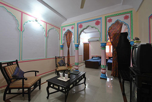 Rawla Mrignayani Palace Jaipur