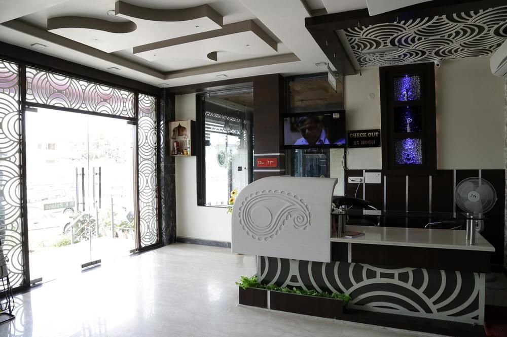 Oyo Heera Nagar Ajmer Road 3*