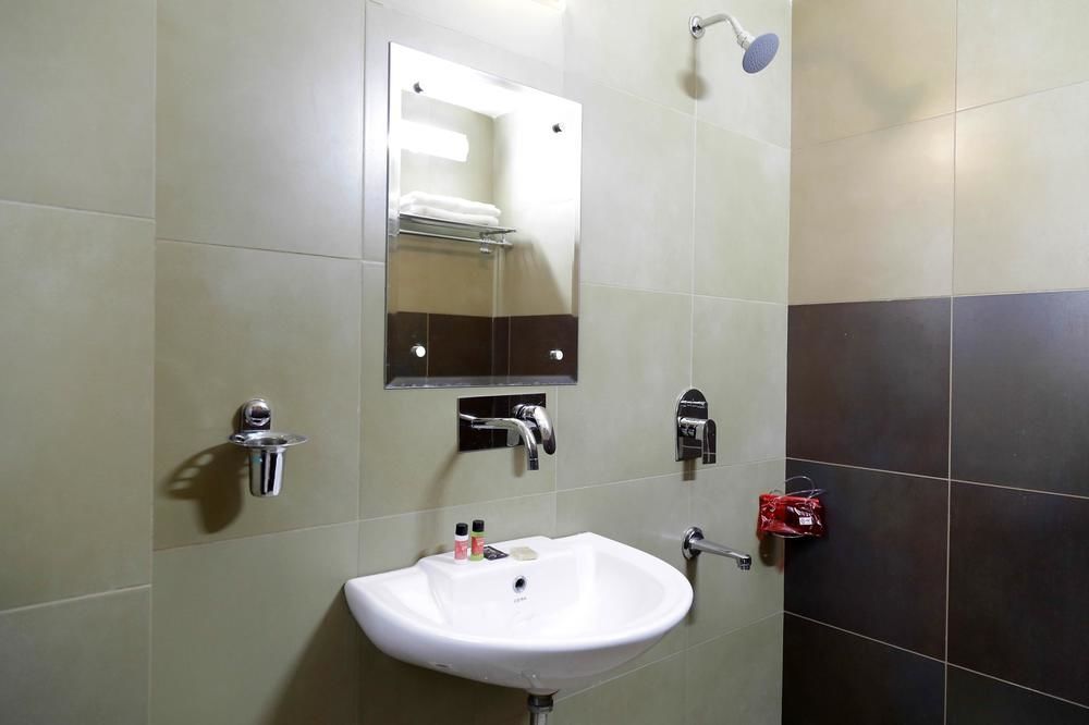 Oyo Heera Nagar Ajmer Road Hotel