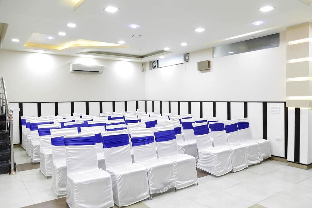Hotel Oyo Heera Nagar Ajmer Road 3*