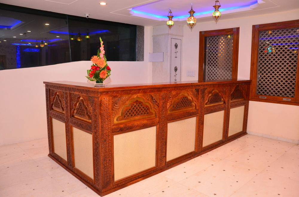 Hotel The Jal Mahal