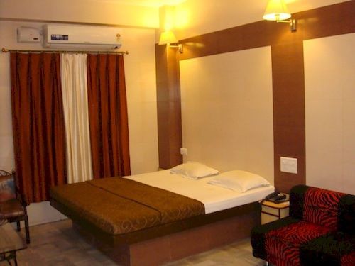 Golden Deluxe Jaipur