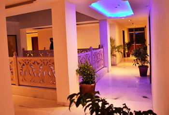 Lilypool - The Heritage Jalmahal Hotel