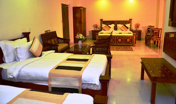 Lilypool - The Heritage Jalmahal Hotel