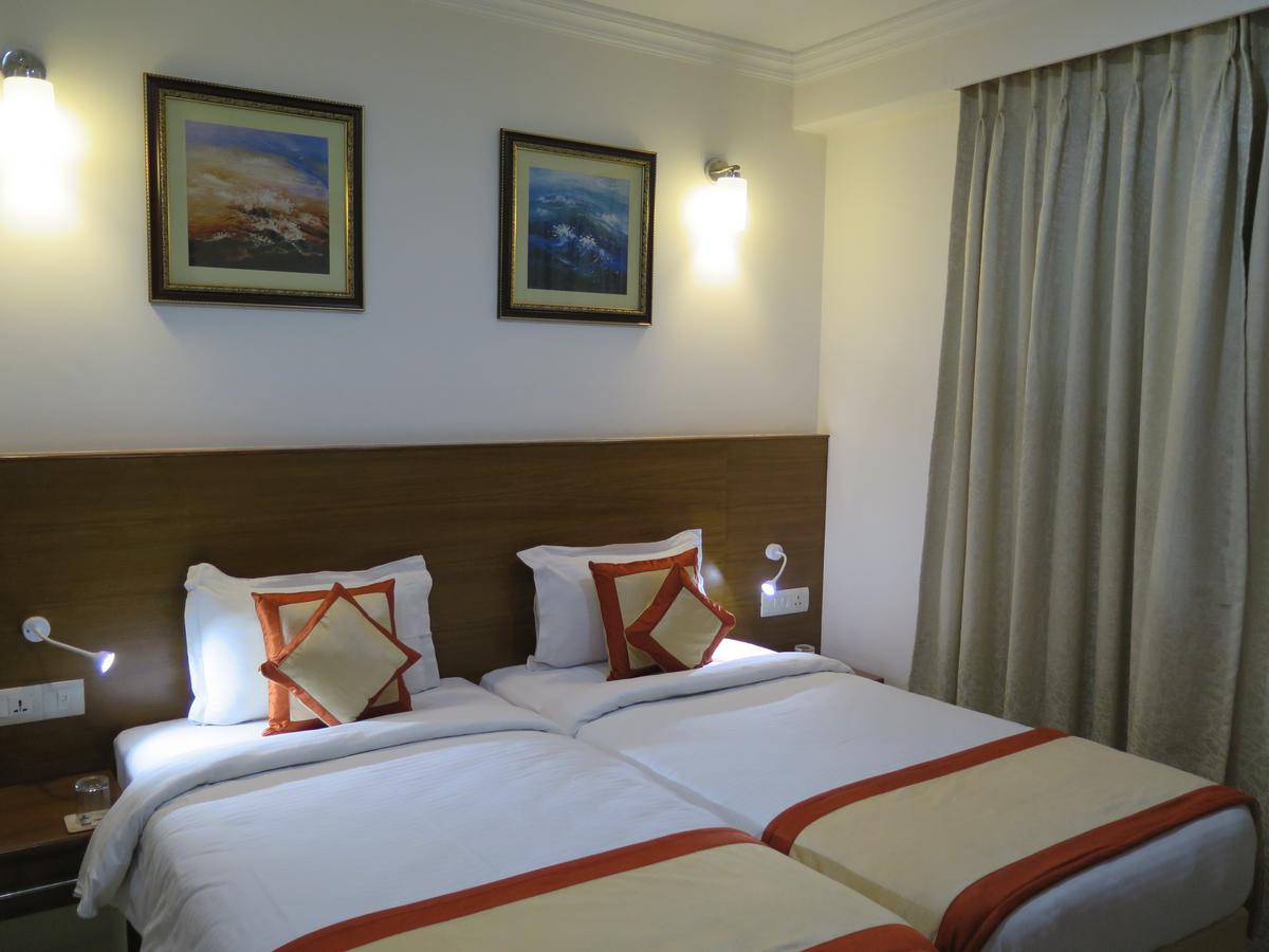 Hotel Kesar D 3*