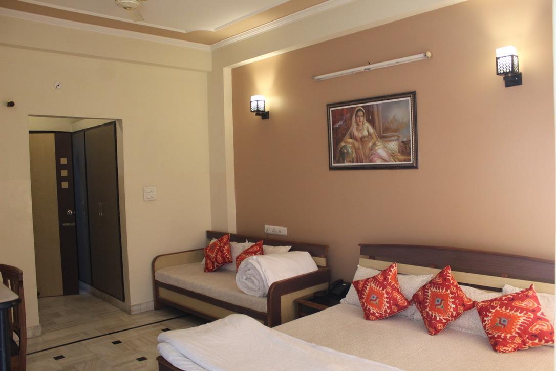 Sumitra Enclave