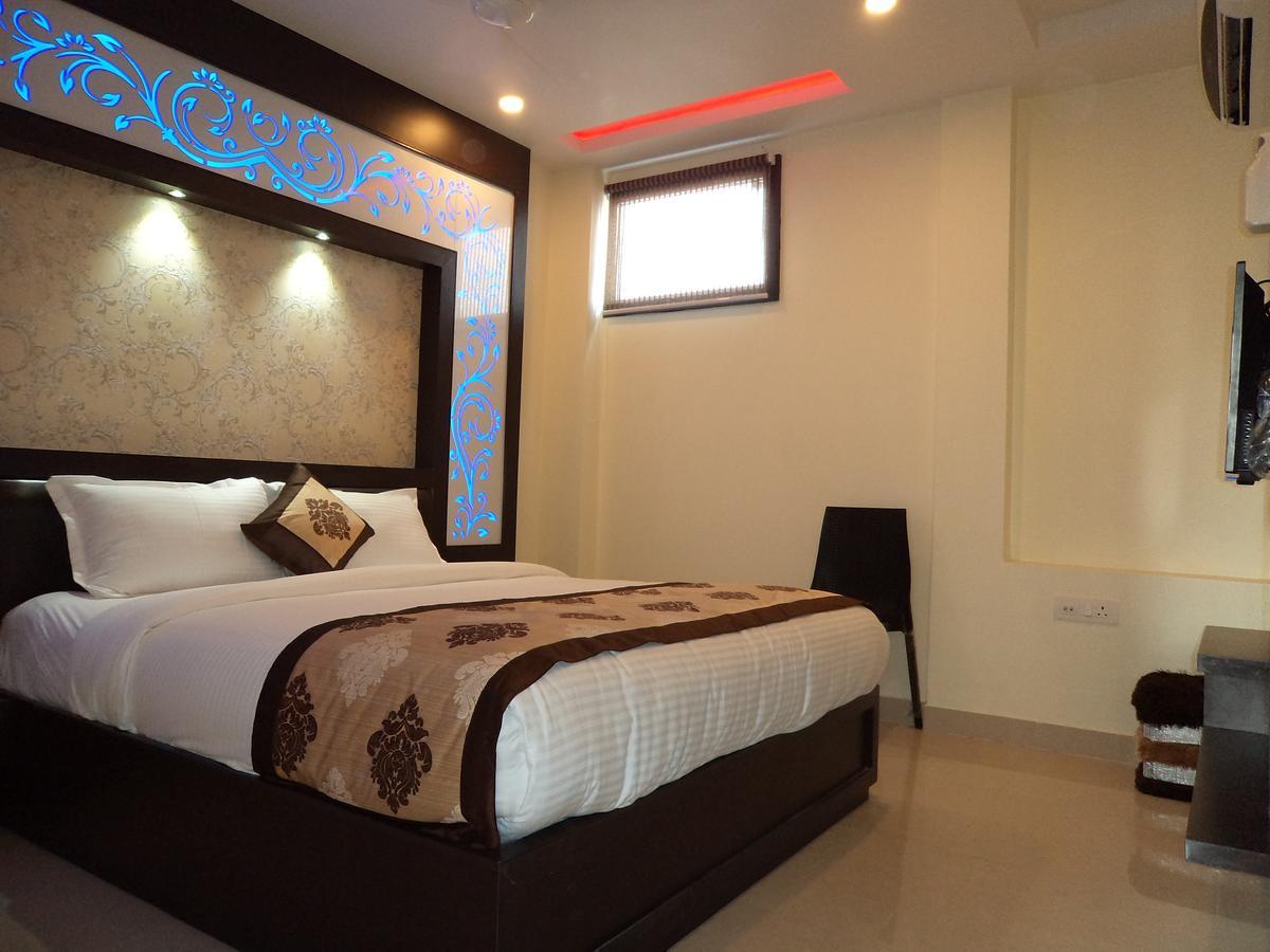 Ashu Hotel 2*